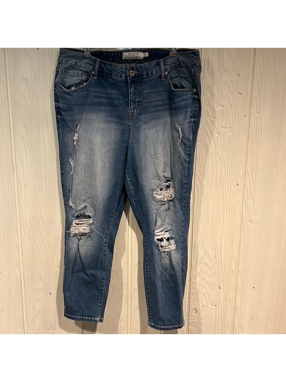 Torrid Jeans Distressed Size 18 Regular